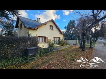 Casa de 230 m2, Barrio Residencial Los Abedules, El Bolsón (SU-1)