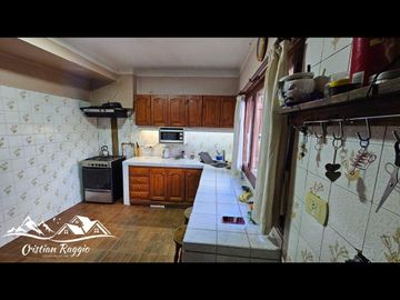 Casa de 230 m2, Barrio Residencial Los Abedules, El Bolsón (SU-1)