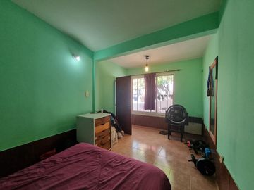 casa para 3 familias, ideal para obtener rentas.