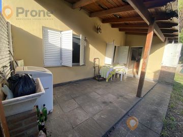 VENTA CASA 3 DORMITORIOS EN ROLDAN