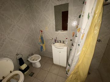 VENTA CASA 3 DORMITORIOS EN ROLDAN