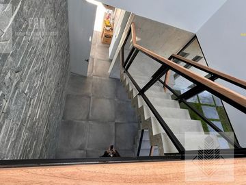 Casa Laguna en venta 6 amb con pileta en Naudir Escobar