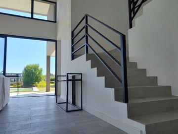 Casa al Agua en Venta en San Matías