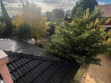 Chalet a la venta con parque en Castelar norte
