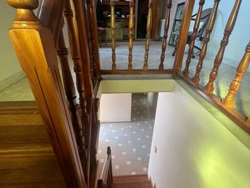 Chalet a la venta con parque en Castelar norte
