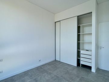 CASA EN SAN MATIAS A LA LAGUNA EN VENTA CON PISCINA A ESTRENAR