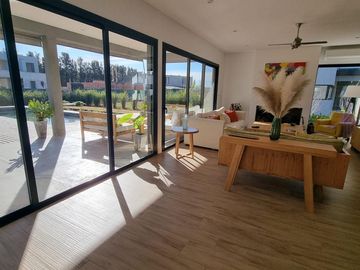 Casa venta La Calesa Pilará - VCO propiedades