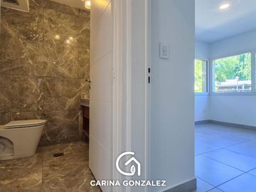 Casa 4 dormitorios, en  B° Cerrado LA CASTELLANA, Neuquén