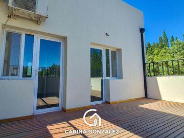 Casa 4 dormitorios, en  B° Cerrado LA CASTELLANA, Neuquén