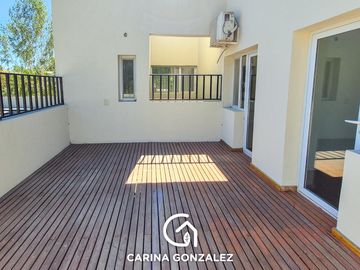 Casa 4 dormitorios, en  B° Cerrado LA CASTELLANA, Neuquén