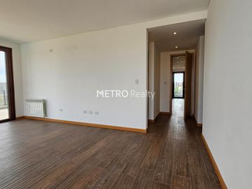 Casa en  Venta 6 ambientes en Terralagos, Canning