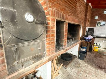 Casa en venta de 300 mts cub, Estancia Vieja, Córdoba