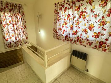 Casa en venta de 300 mts cub, Estancia Vieja, Córdoba