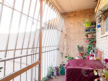 Venta Departamento 3 Ambientes con Balcón y Jardín en Villa Celina
