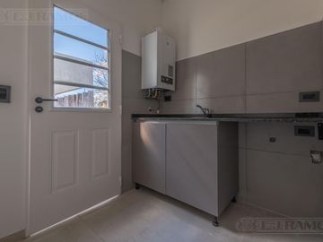 Hermosa Casa en venta en 1 planta San Matias Area 5 PG