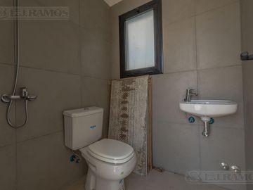 Hermosa Casa en venta en 1 planta San Matias Area 5 PG