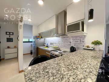 VENTA  con renta - Departamento 3 amb con jardín en  Espacio las cavas, Canning