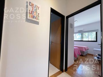 VENTA  con renta - Departamento 3 amb con jardín en  Espacio las cavas, Canning