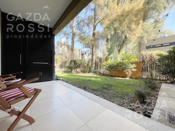 VENTA  con renta - Departamento 3 amb con jardín en  Espacio las cavas, Canning