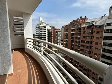 1 Dormitorio con balcón- Frente- La mejor zona de Nueva Córdoba!!
