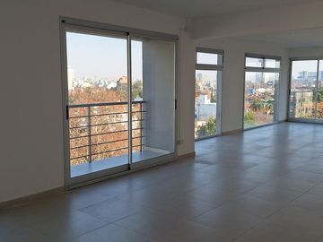 Venta  Departamento - 3 ambientes  con 2 balcones - Vicente López