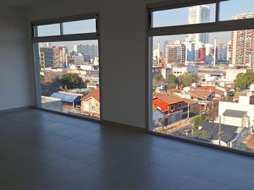 Venta  Departamento - 3 ambientes  con 2 balcones - Vicente López