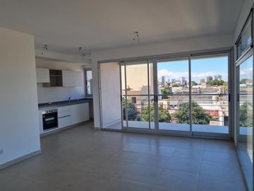 Venta  Departamento - 3 ambientes  con 2 balcones - Vicente López