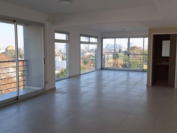 Venta  Departamento - 3 ambientes  con 2 balcones - Vicente López