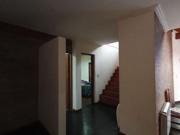 VENTA Casa 4 dormitorios. Calle Agüero. JK