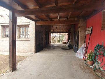 VENTA Casa 4 dormitorios. Calle Agüero. JK