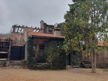 VENTA Casa 4 dormitorios. Calle Agüero. JK