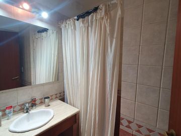 VENTA Casa 4 dormitorios. Calle Agüero. JK