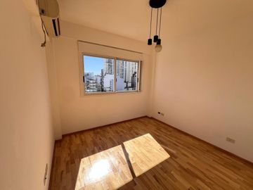 Venta departamento de 2 ambientes con cochera muy luminoso en Almagro!
