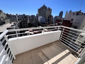 Venta departamento de 2 ambientes con cochera muy luminoso en Almagro!