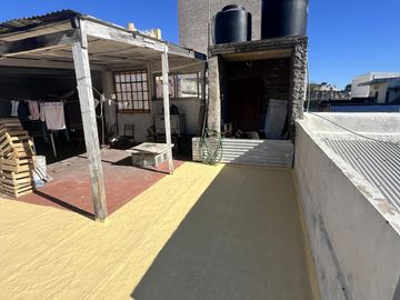 Casa en venta 4 dormitorios, Arroyito Rio