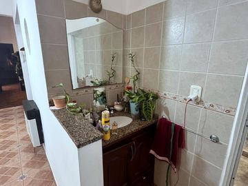 Casa en venta 4 dormitorios, Arroyito Rio