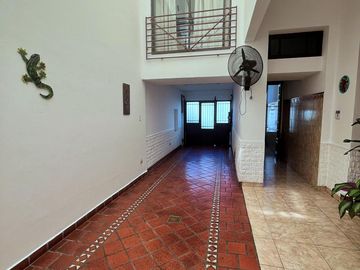 Casa en venta 4 dormitorios, Arroyito Rio
