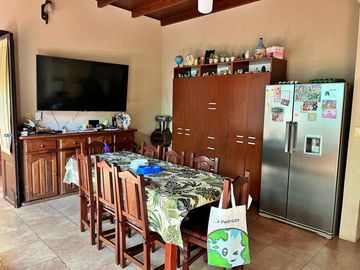 Casa en venta 4 dormitorios, Arroyito Rio