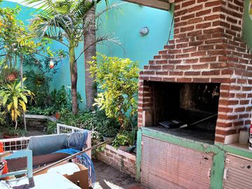 Casa en venta 4 dormitorios, Arroyito Rio