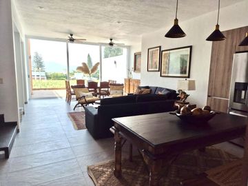 CASAS EN VENTA EN CHAPALA 