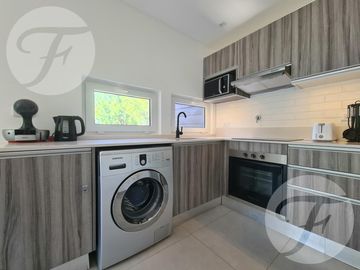Venta en Renata Norte Pinamar I Departamento de un dormitorio en suite con cochera - Permuta