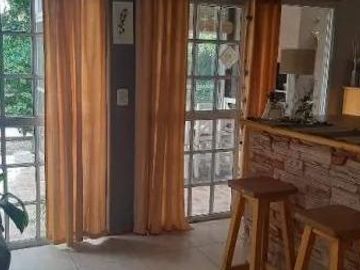 Casa en venta - 2 Dormitorios 2 Baños - Cocheras - 427Mts2 - General Rodríguez