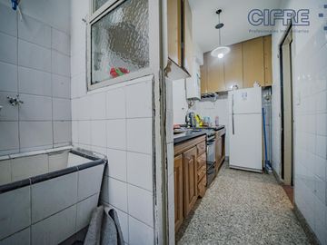 Departamento de 2 ambientes cocina separada muy bien ubicado