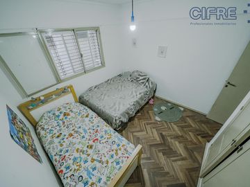 Departamento de 2 ambientes cocina separada muy bien ubicado