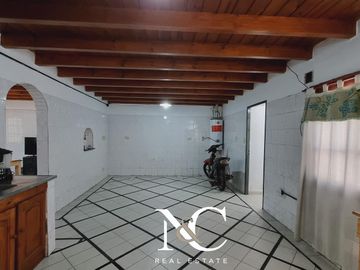Casa en venta en lomas de zamora, 2 ambientes
