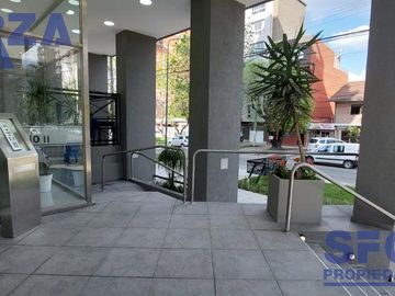 departamento de categoría en alquiler con cochera