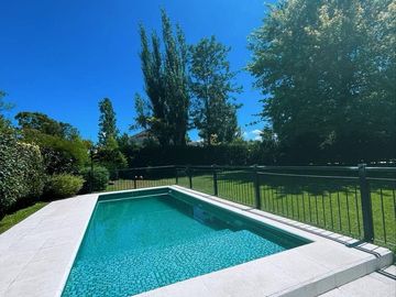 Casa con 5 Dormitorios en Echeverria del Lago