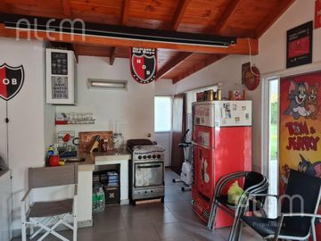 Casa con 5 Dormitorios en Echeverria del Lago