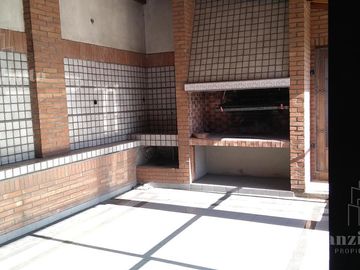 Local - Lanús Este