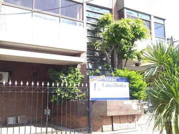 Local - Lanús Este